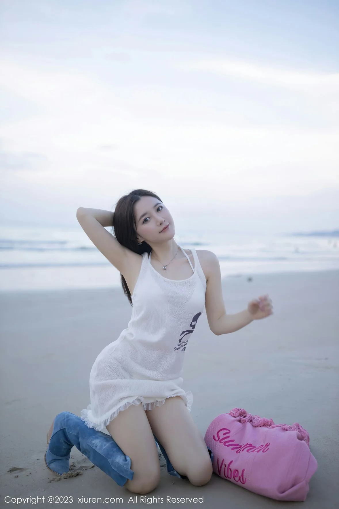 XiuRen 秀人 No.6852 鱼子酱Fish 白色比基尼巴厘岛旅拍1 [81P]高清在线欣赏-撸撸奈子