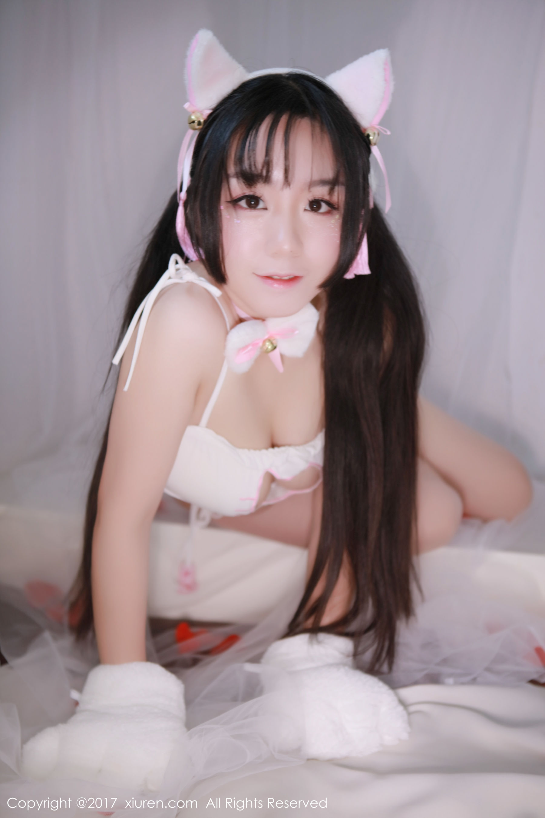 吃白菜的vi菜菜《长着猫耳朵及尾巴的清纯可爱少女》 秀人网XIUREN No.753高清在线欣赏-撸撸奈子
