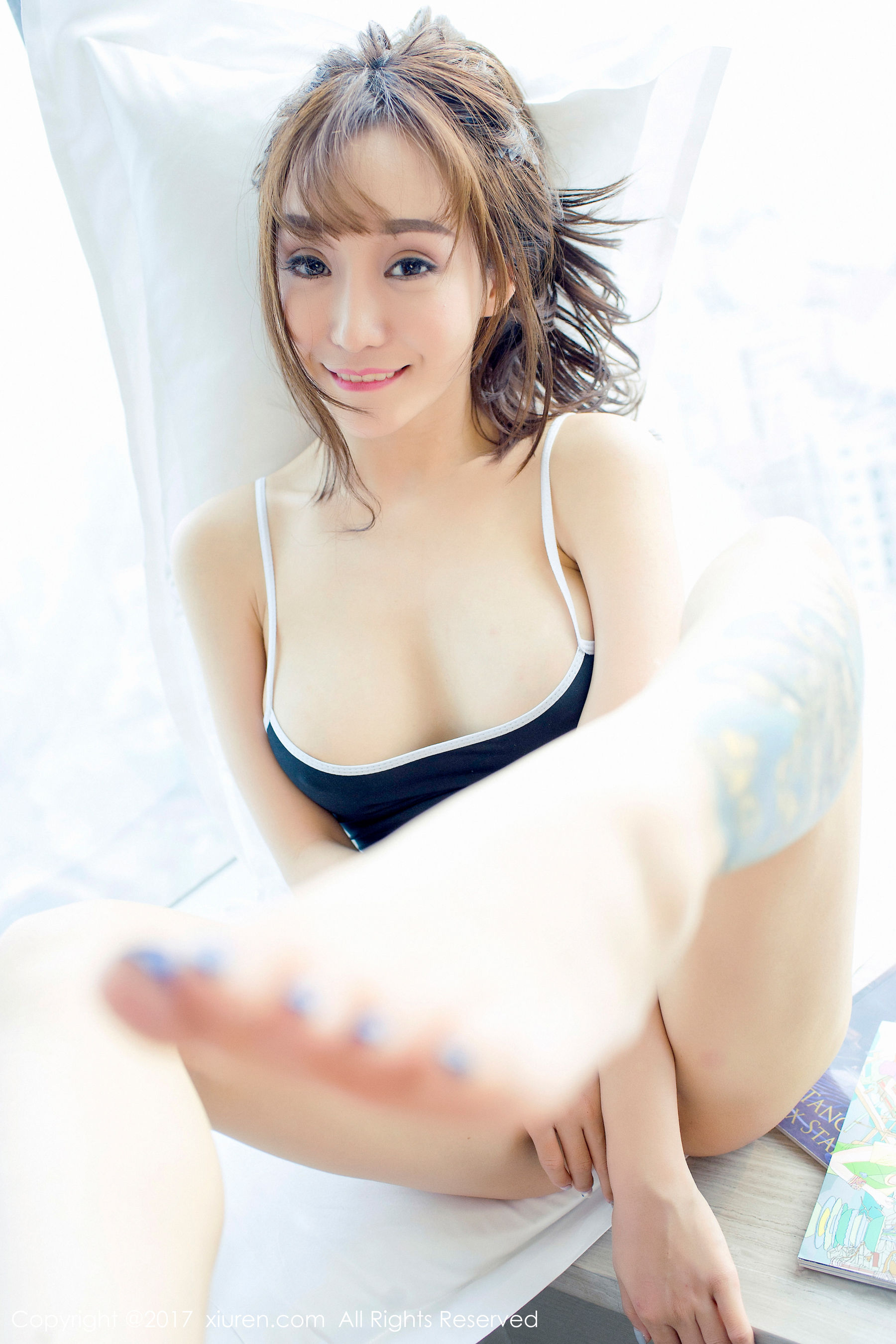 顾灿《这个合集只玩腿》 XiuRen 秀人网 NO.821插图2