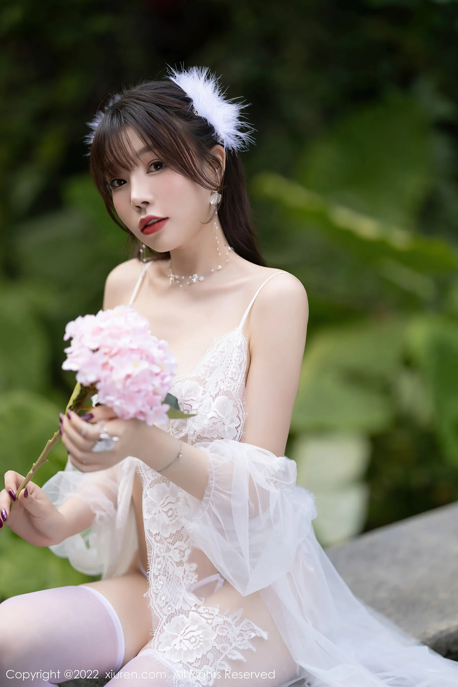 秀人网 No.4704 芝芝Booty 丝袜美腿性感写真高清在线欣赏-撸撸奈子