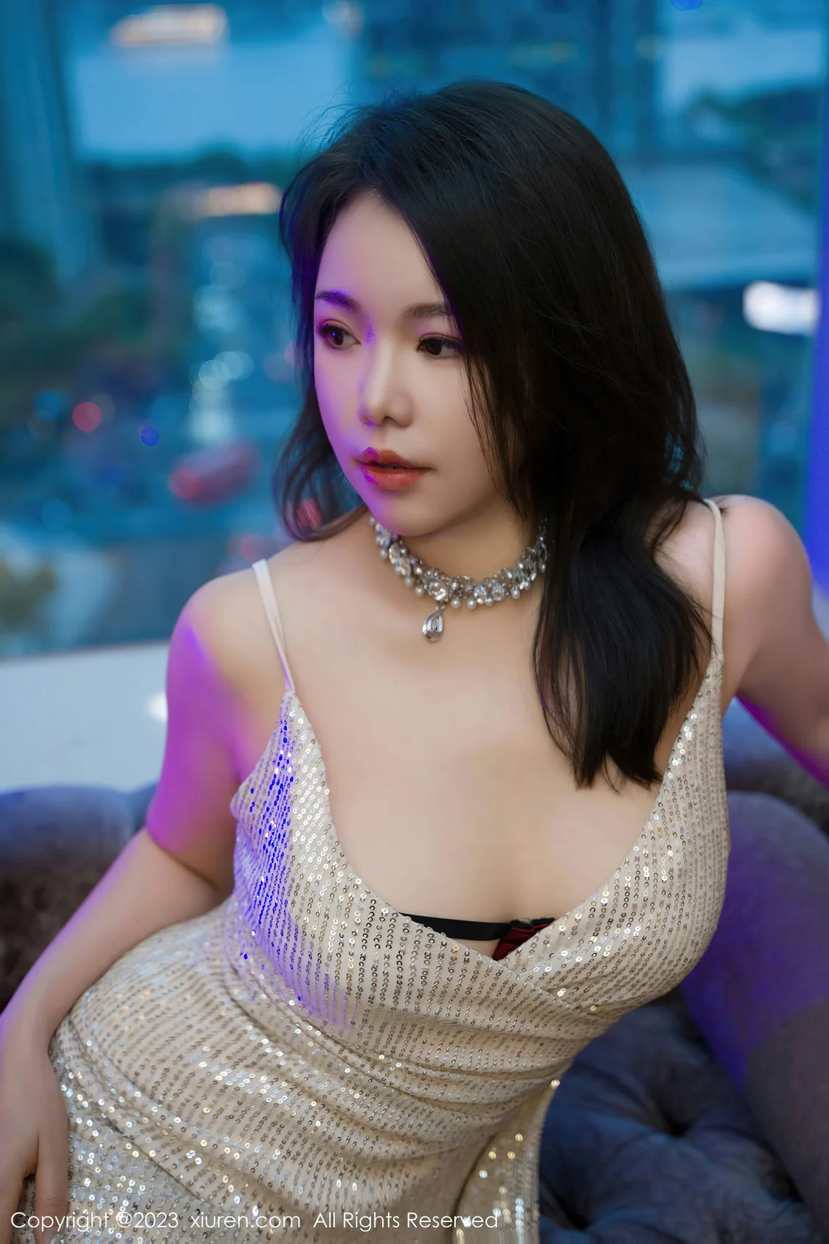 秀人网 No.7401 陆萱雅 吊带短裙性感写真 [64P]插图6