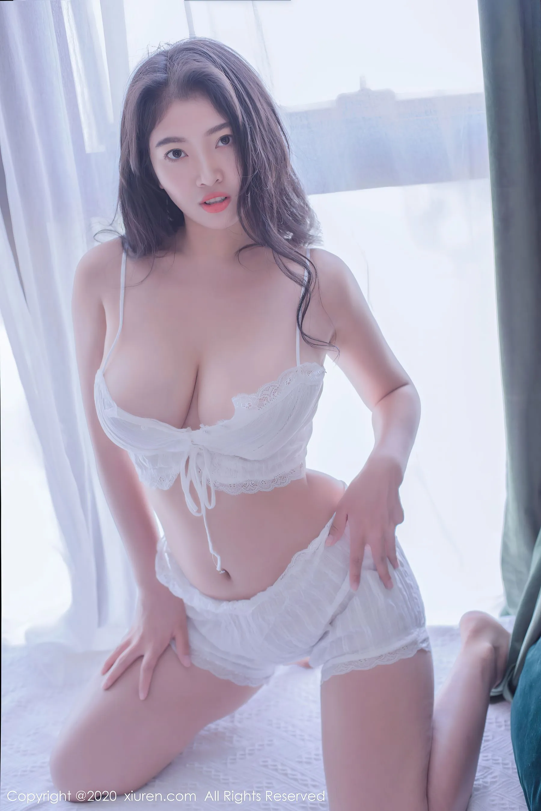 秀人 No.2821 舞媚歆高清在线欣赏-撸撸奈子