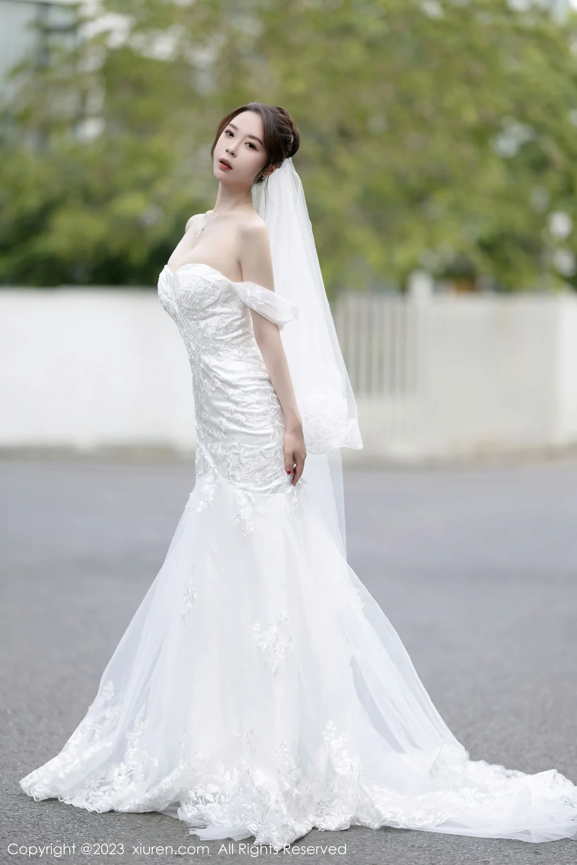 XiuRen 秀人 No.7310 梦心玥 白色婚纱服饰安吉旅拍 [84P]插图1