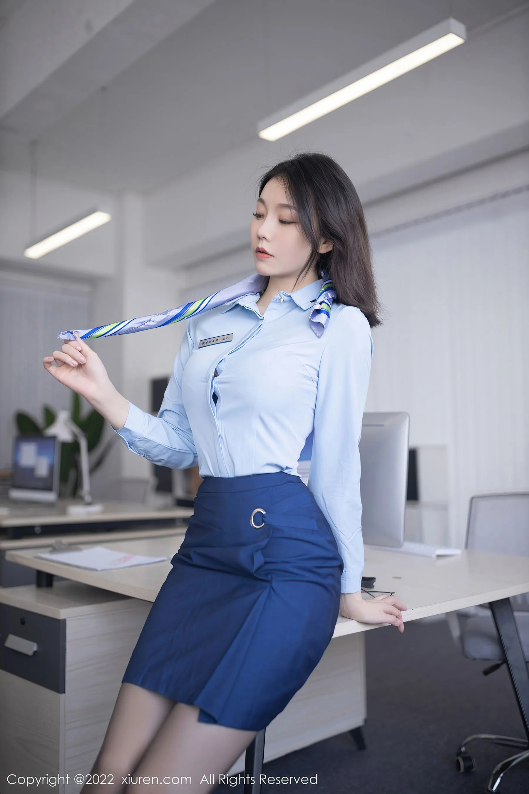 秀人网 No.5021 安然anran 黑丝美腿高清在线欣赏-撸撸奈子