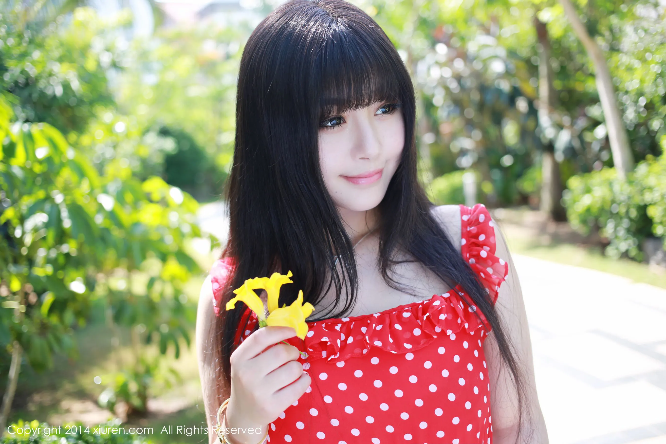 Barbie可儿(朱可儿)《三亚旅拍最后一集》 秀人网 No.164插图1