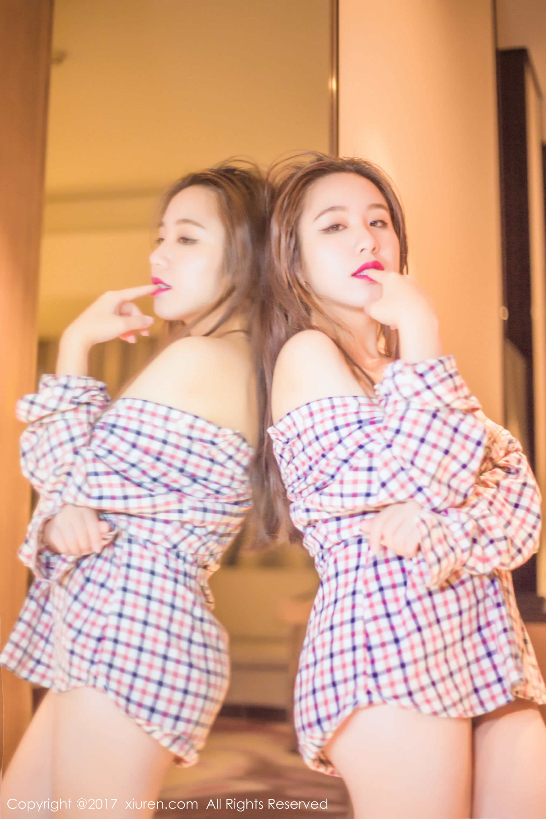 吃白菜的vi菜菜《性感女郎》 XiuRen 秀人网 NO.823插图3