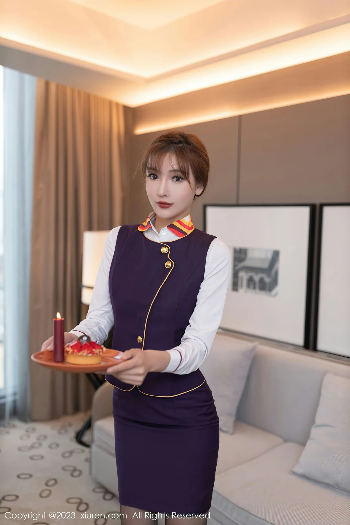 XiuRen 秀人 No.7248 陆萱萱 紫色空姐泰国旅拍 [80P]插图1