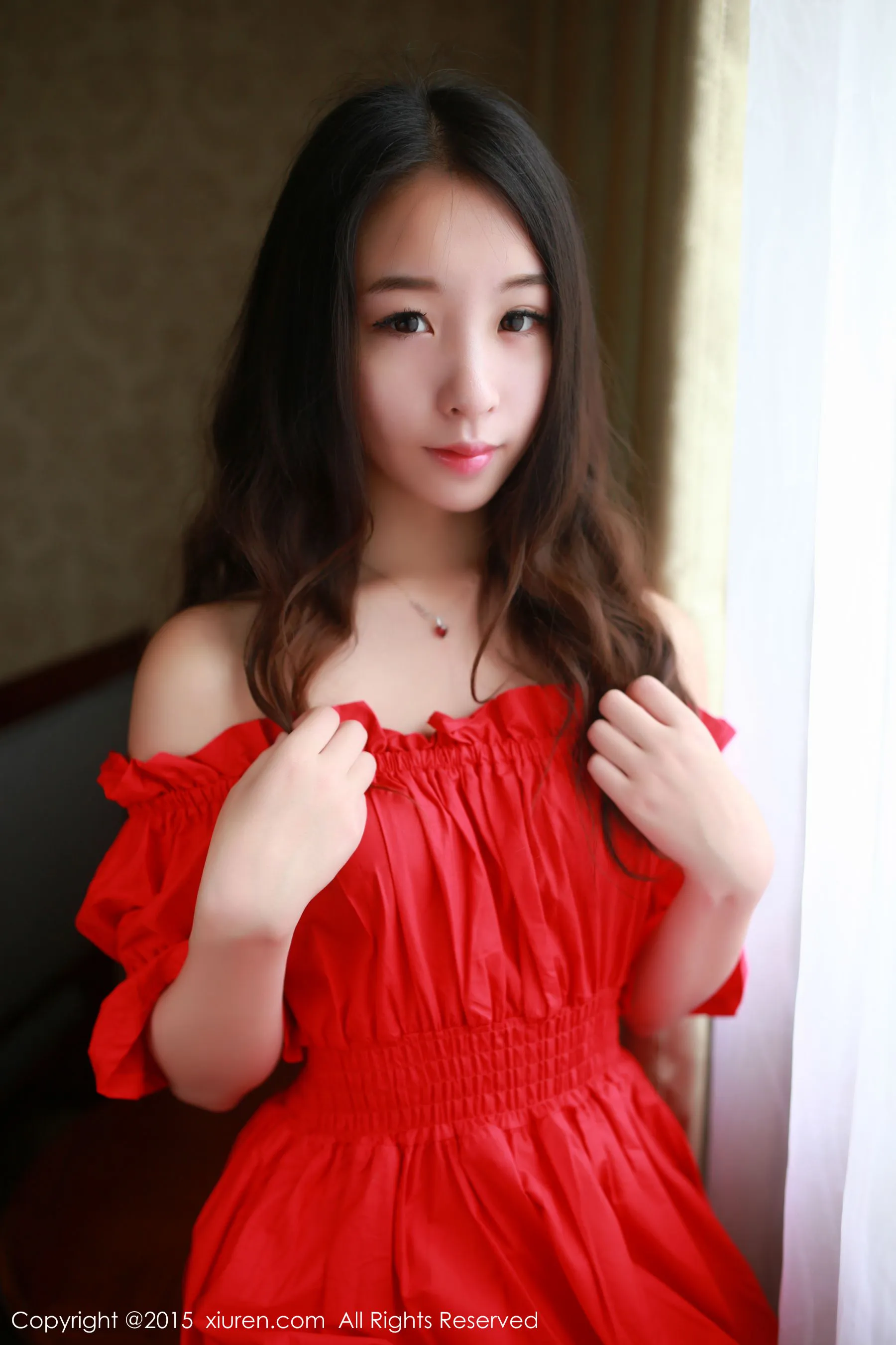 梓萱Crystal《连衣裙+热裤+网袜制服》 秀人网 No.347插图8