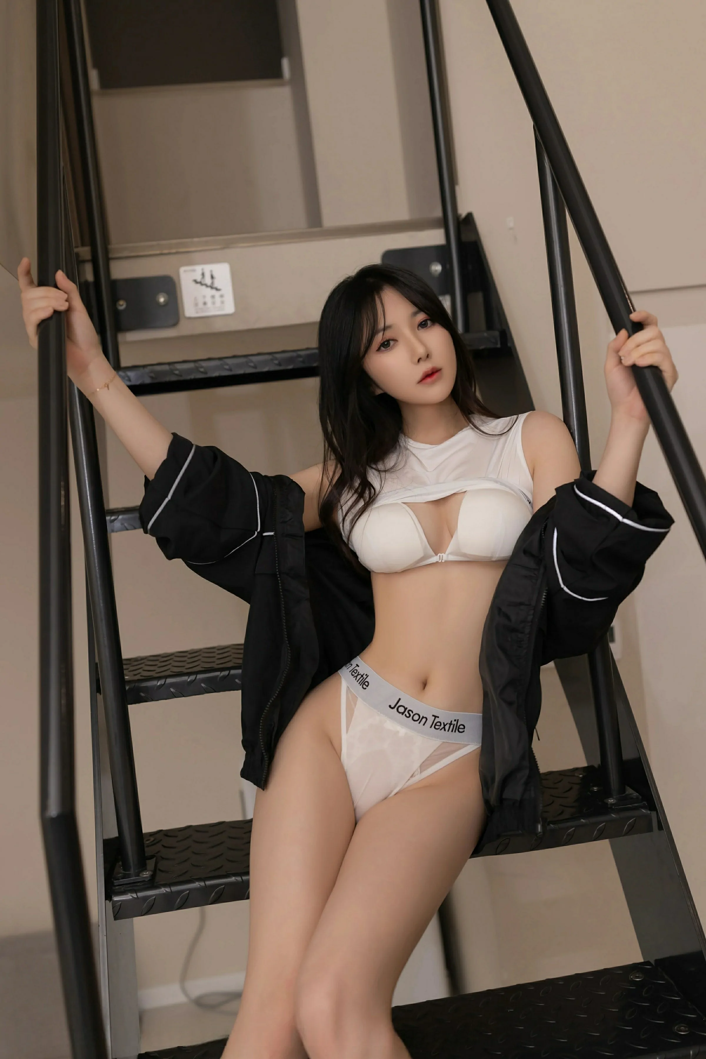 XiuRen 秀人 No.10112 鱼子酱Fish [58P]插图1