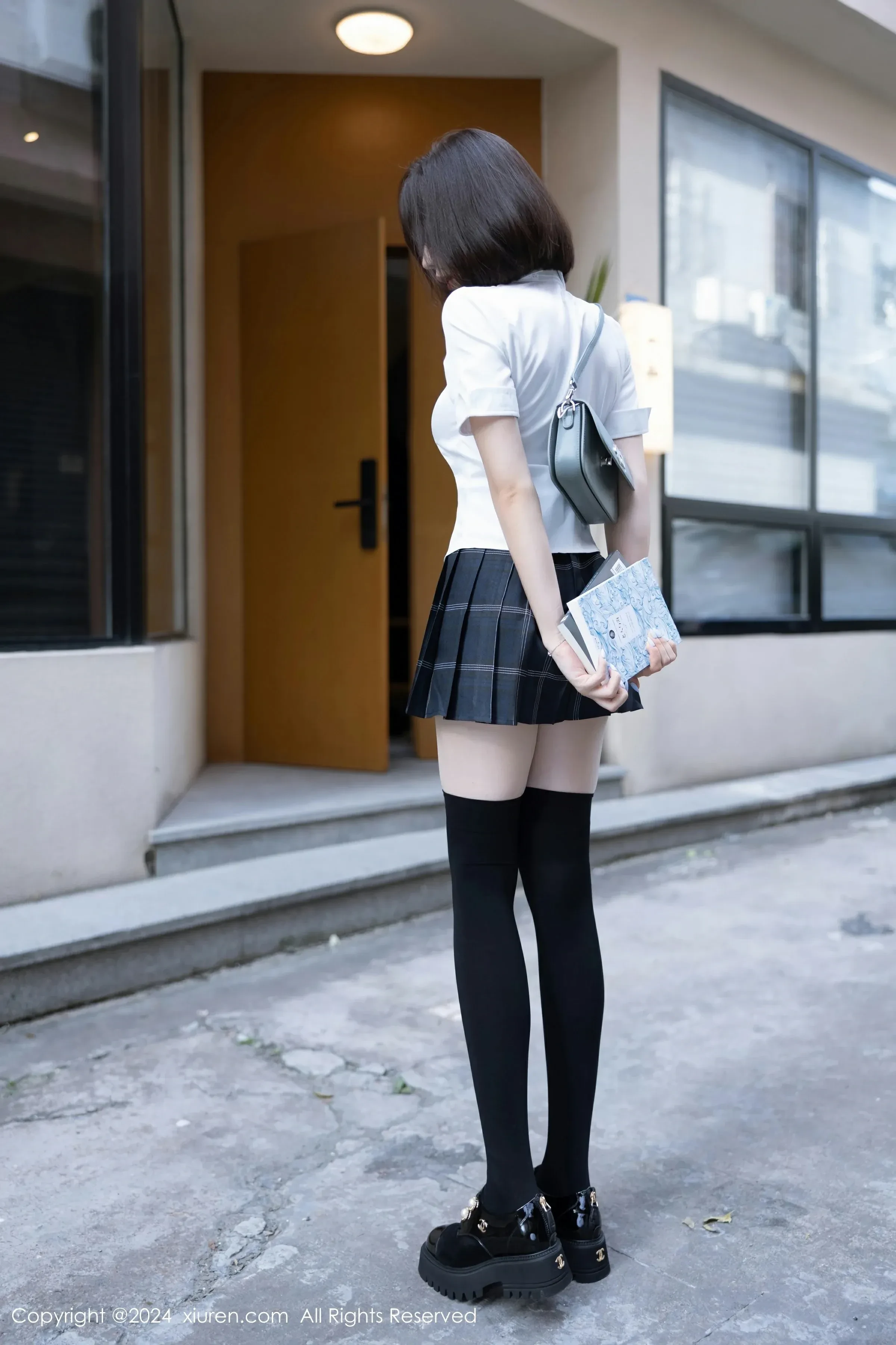 XiuRen 秀人 No.8785 徐莉芝Booty [100P]插图10