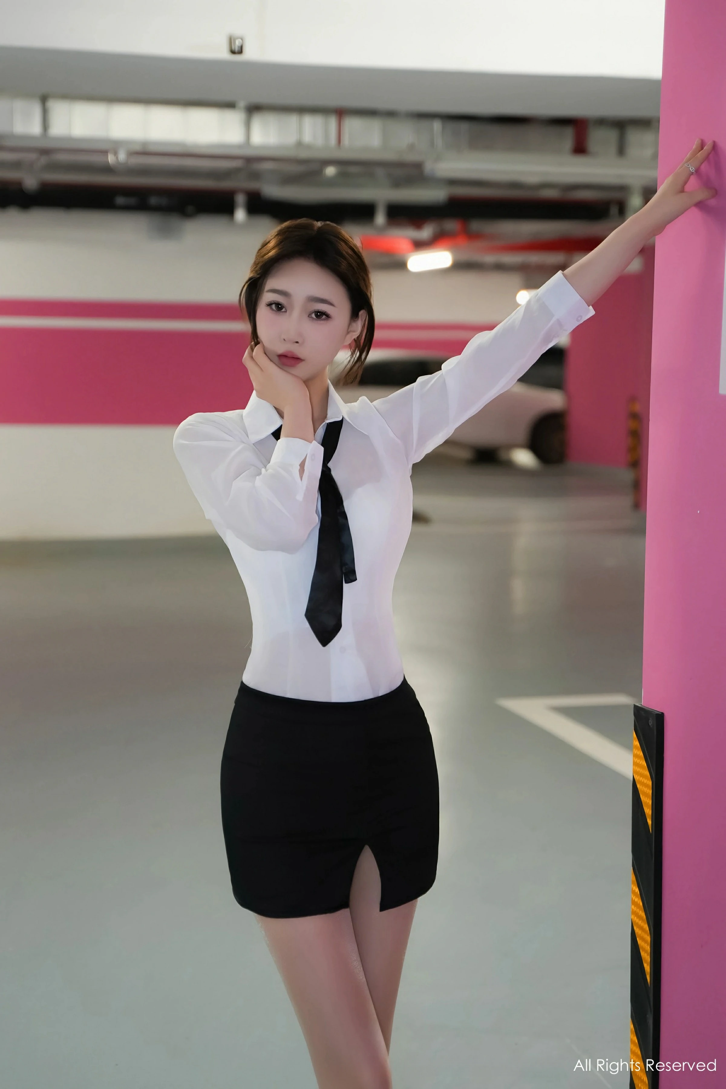 XiuRen 秀人 No.8613 软糖爱喝奶 [68P]插图9
