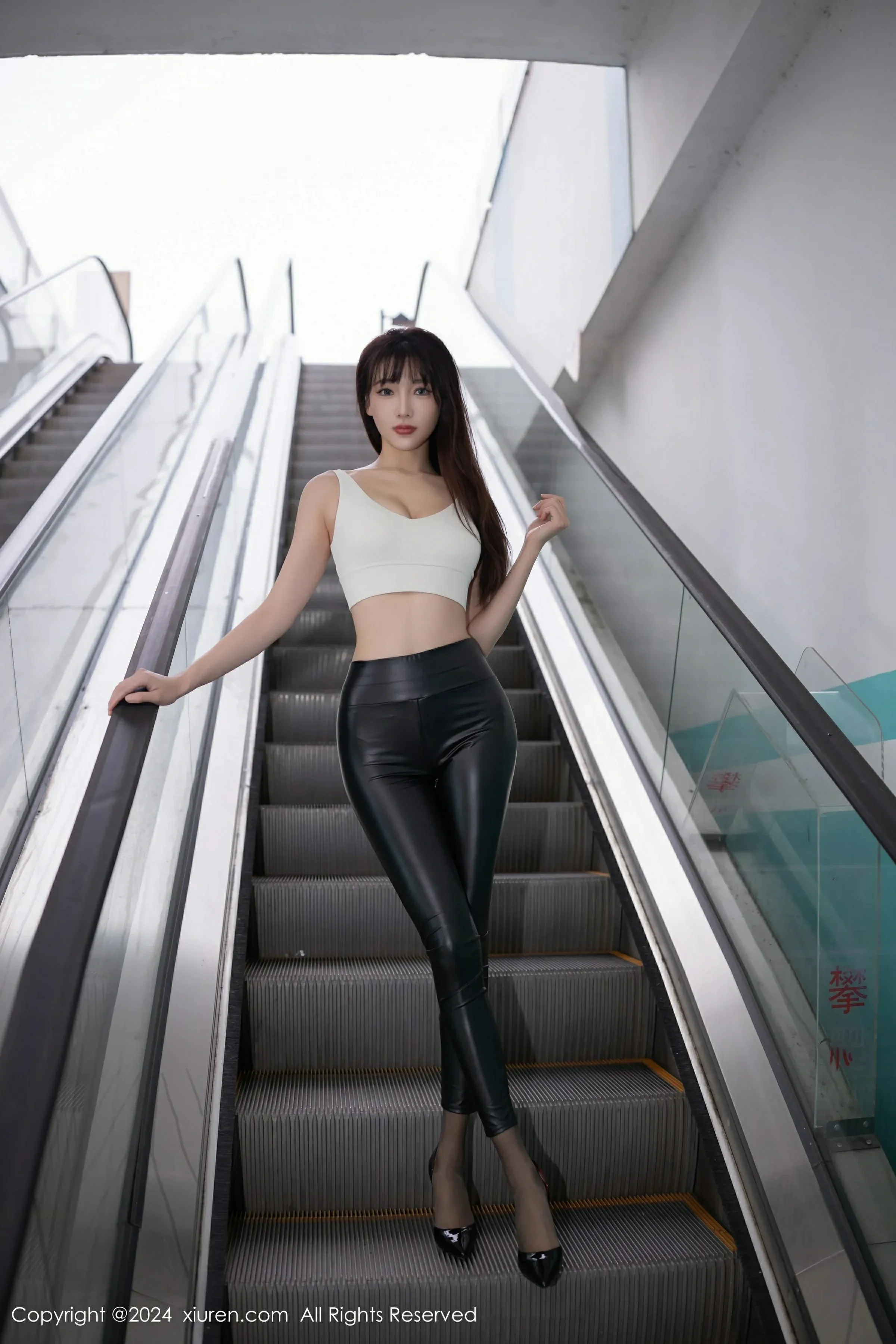 XiuRen 秀人 No.9377 陆萱萱 [81P]插图1